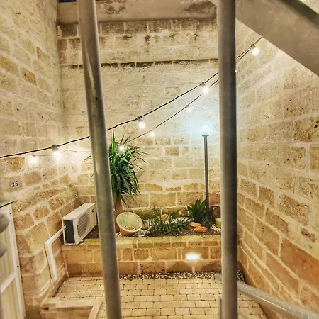 Dimora Madia بيت للعطل مونوبولي