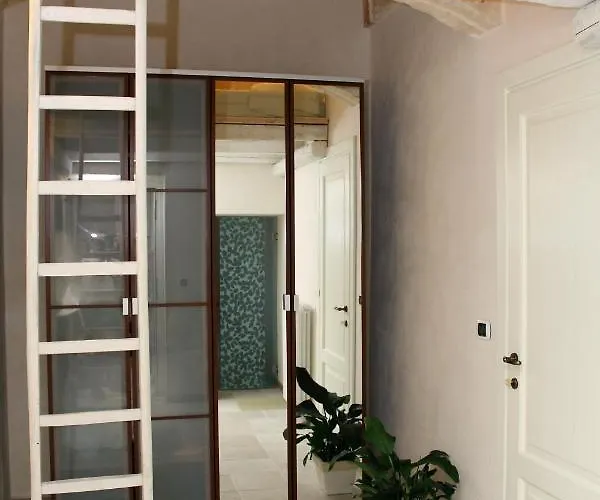 Dimora Madia מונופולי