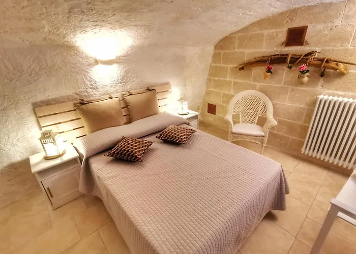 Dimora Madia מונופולי